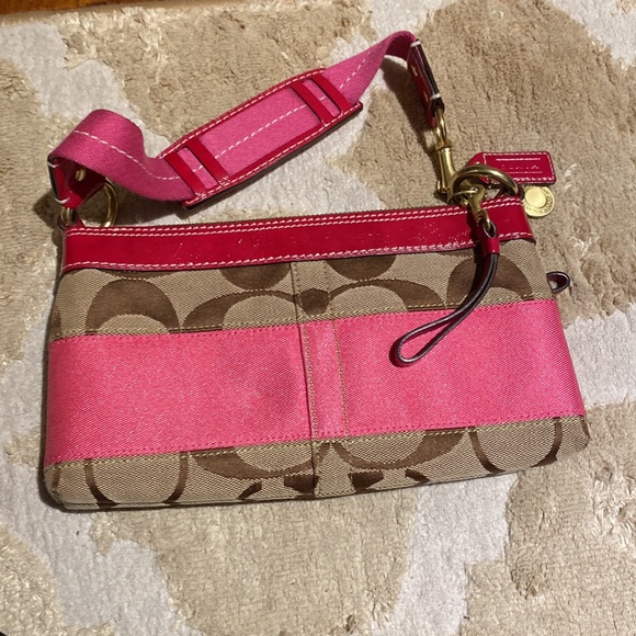 Coach Handbag & Coin Purse - Picture 2 of 16